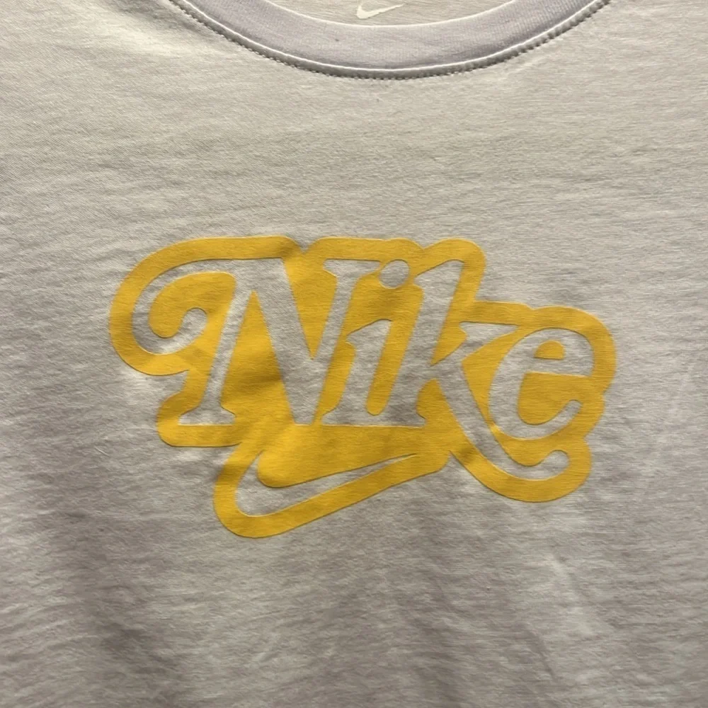 Nike Girl’s Nike Cropped Tee Light Blue Yellow Logo Size Large